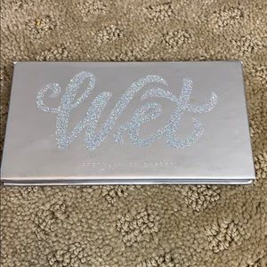 Colourpop eyeshadow palette